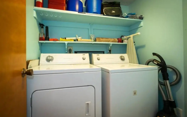 Bridgeport Condo 204