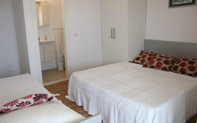 Superior 4 rooms 4 bathrooms apt