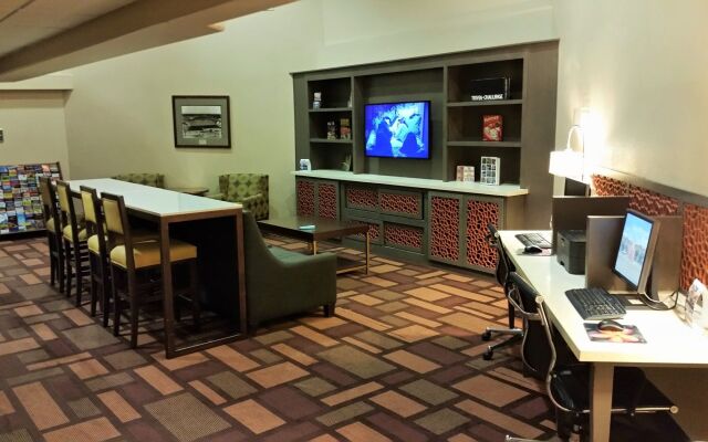 Holiday Inn Express & Suites Phoenix - Tempe by IHG