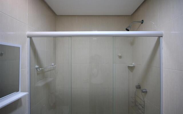 Romero 610 1 Br Apartment In City Center Ghs 38152