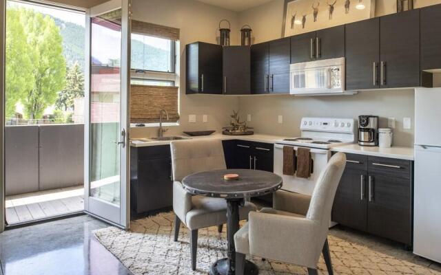 Abode at Penthouse Jackson