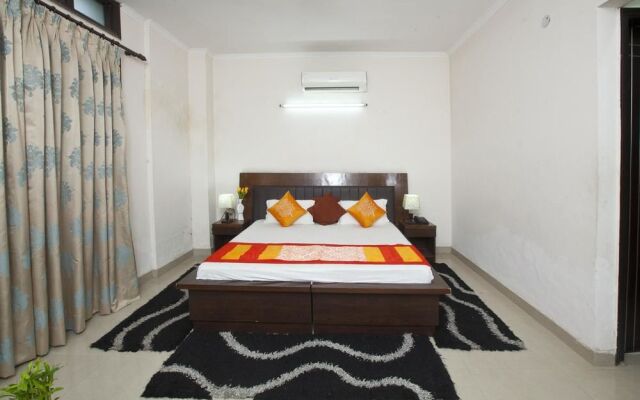 Hotel Spring Leaves Residency by OYO Rooms