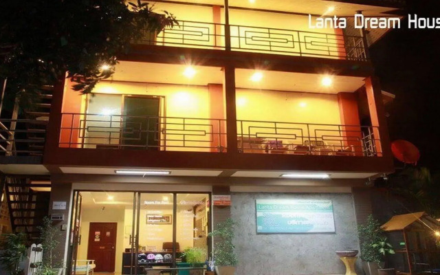 OYO 609 Lanta Dream House Apartment