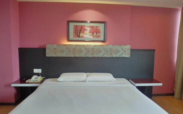 Red Rock Hotel