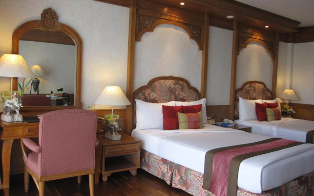 The Golf Lodge Laem Chabang