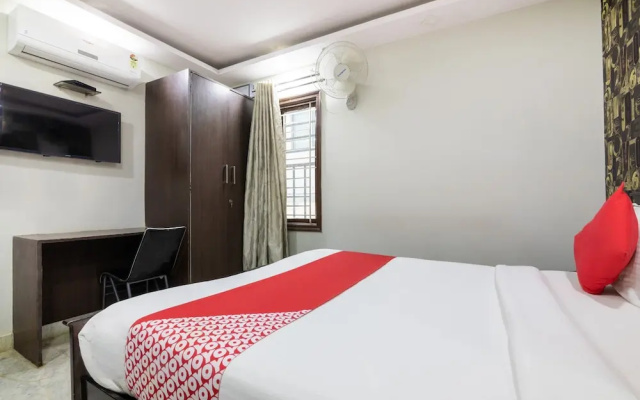 OYO 2323 GS Suites