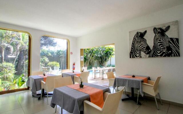 Caza Beach Guesthouse