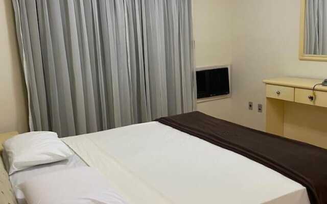 Rovi Plaza Hotel