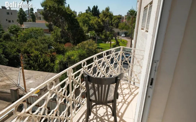 Dali House