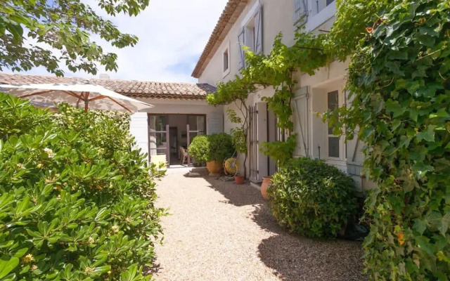 Villa Les Beaumettes - Haven of Peace in the Luberon