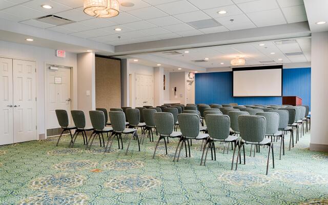 Holiday Inn Knoxville N - Merchant Drive by IHG