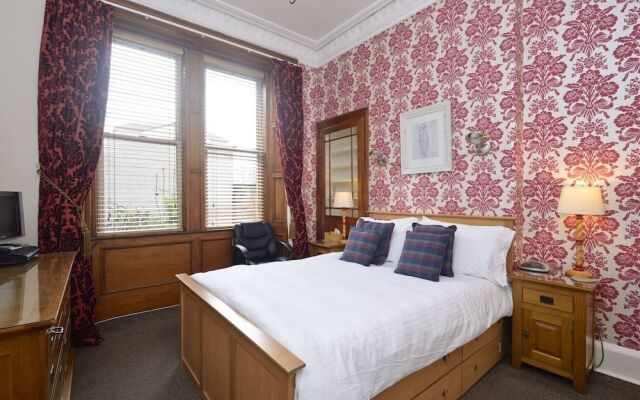 Jo Rooms