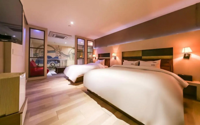 Zara Hotel