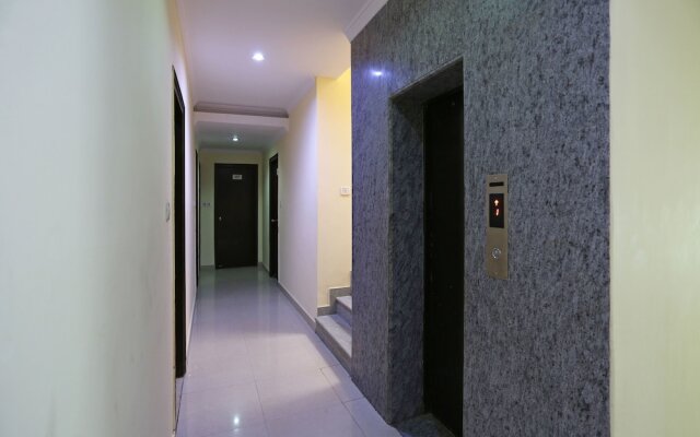 OYO Flagship 238 Noida Sector 72