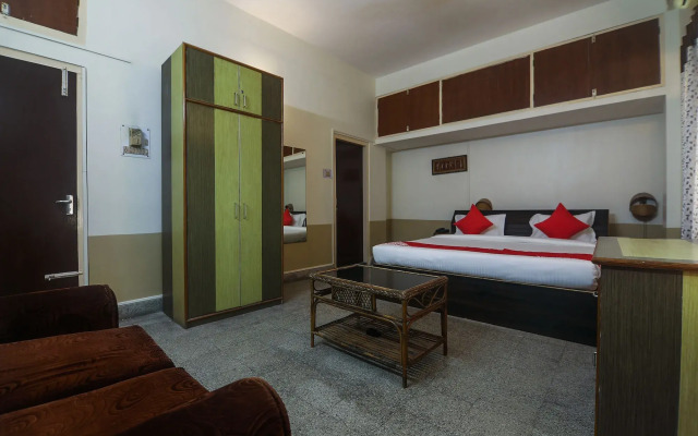 OYO 16396 Riverview Guest House