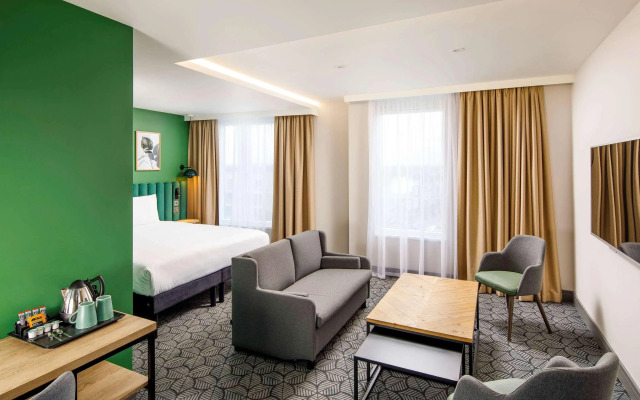 ibis Styles London Seven Kings (Opening November 2020)