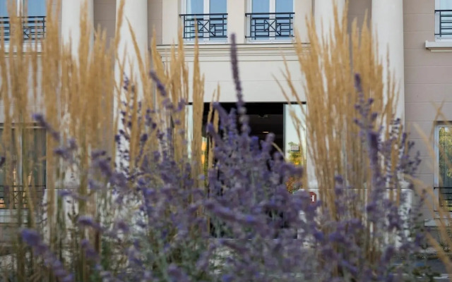Plessis Parc Hotel