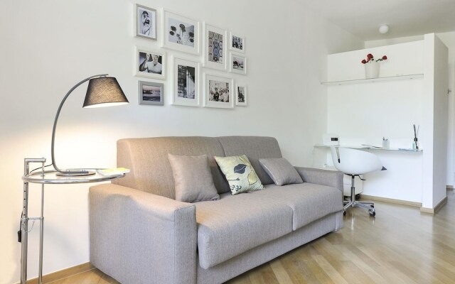 GetTheKey Hills Garden Apartment