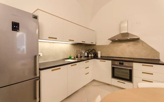 Cartoleria Suite