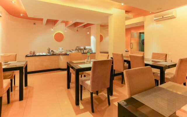 White Canvas Hotel