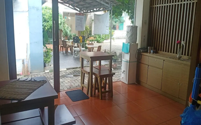 Aryani Suites