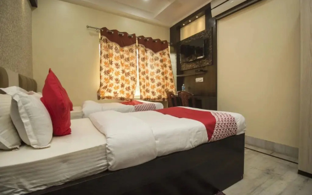 Classic Lodge By OYO Rooms