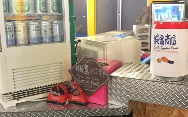 Hive Backpackers