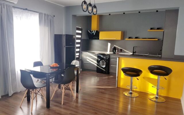 Apartment With one Bedroom in Karlovo, With Wonderful City View, Terrace and Wifi