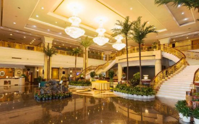 Grand Hotel Overseas Traders Club