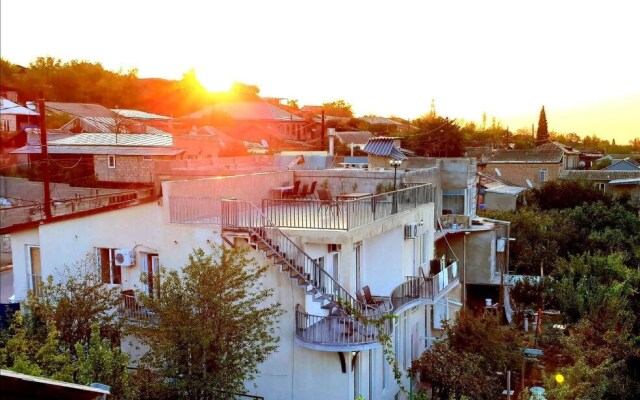 Upstairs Hotel Tbilisi