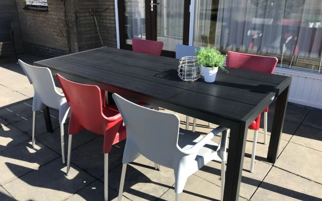 Holiday Home With Private Garden by the sea