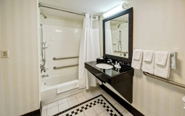 Fairfield Inn & Suites by Marriott Naples