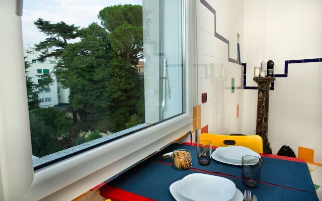 Room in Rome Isole