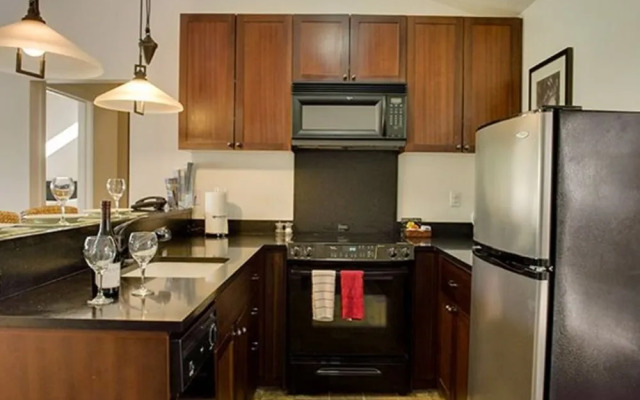 Aina Nalu Condo I202 by RedAwning