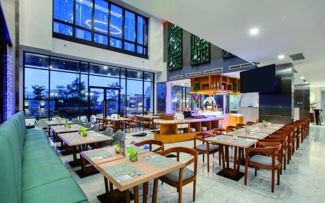 THE 1O1 Jakarta Airport CBC