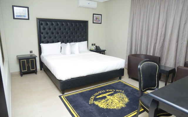 Oak Haven Hotel And Suites