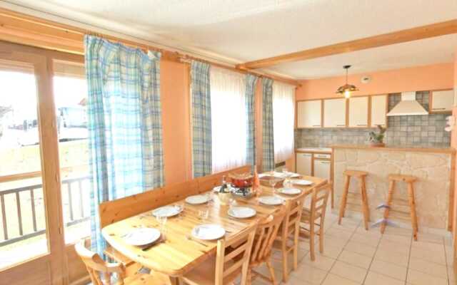 Apartment With 5 Bedrooms in Saint-sorlin-d'arves, With Wonderful Moun