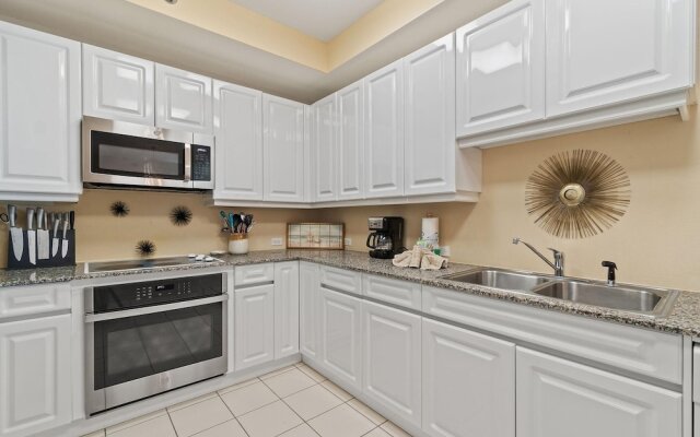 Beach Colony Tower Penthouse 17C