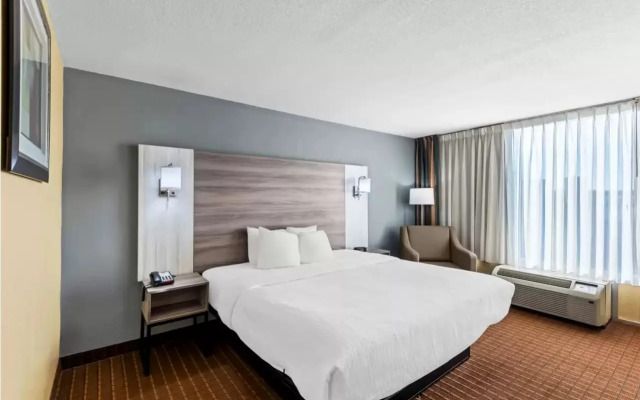 Suburban Studios Fort Dodge