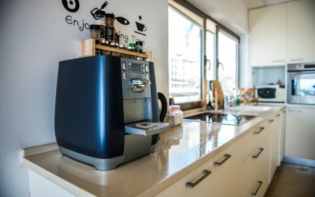 One of a Kind Gordon Beach Front 2BR Apt