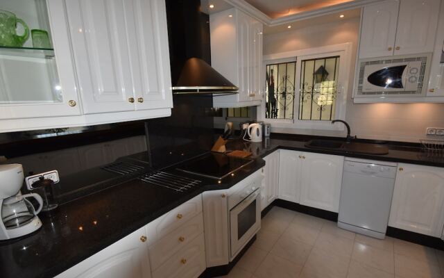 Modern Villa in Altea With Private Swimming Pool