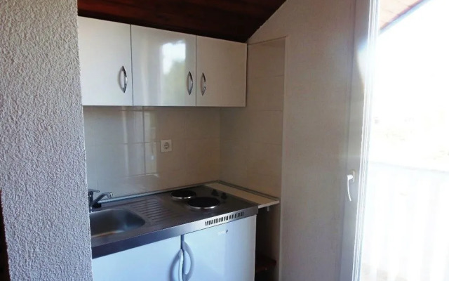 Guest house Brodarica
