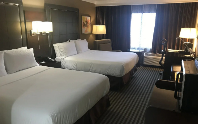 Holiday Inn Orlando East - UCF Area by IHG