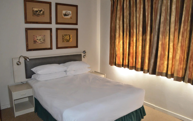 Elephant Springs Hotel