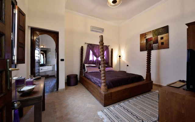 Riad Les Ammonites