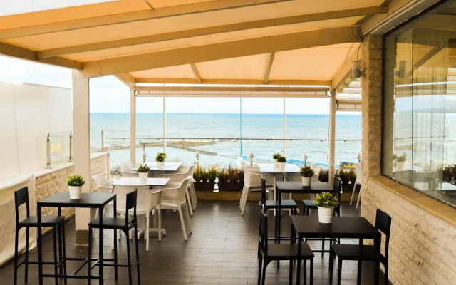 Hotel Azur