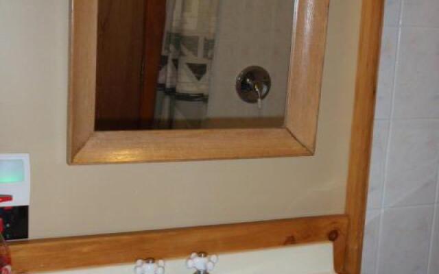 Auberge Aux Toits Rouges