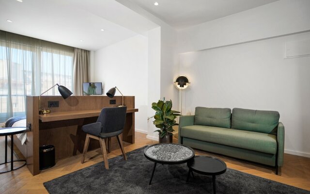 Dominic Smart & Luxury Suites - Edition