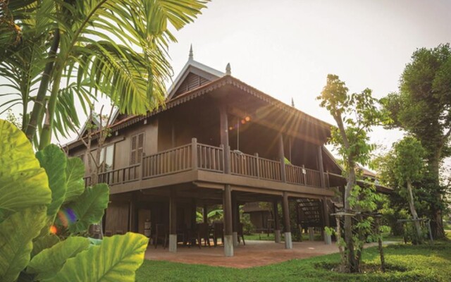 Phum Khmer Angkor Resort