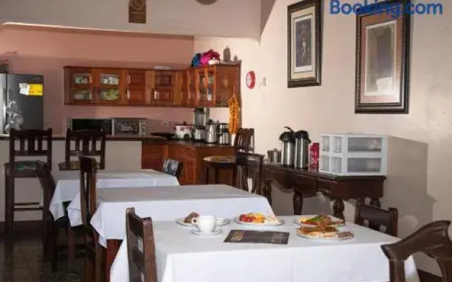 Hotel Villa Hermosa